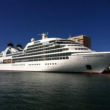 T2 Climatise Avec Terrasse Et Parking Prive, A 100m De La A - Fr-1-472a-218 شقة